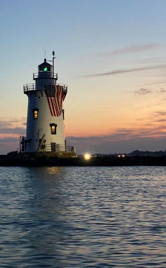 Lighthouse Phone Wallpaper [1080x2340] - 032