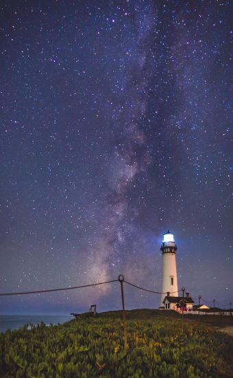 Lighthouse Phone Wallpaper [1586x1982] - 029